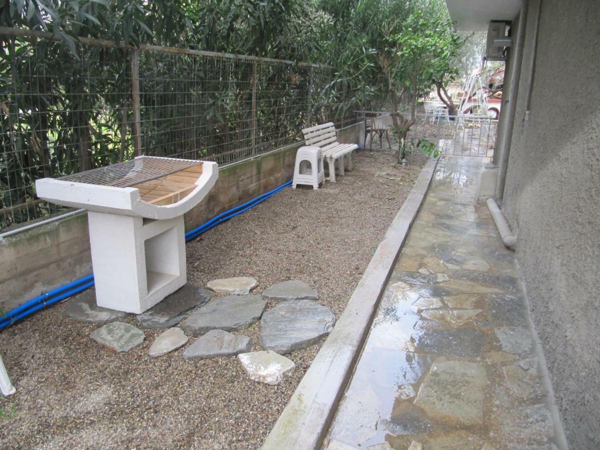 Jasmine Apartments Eretria  Exterior photo